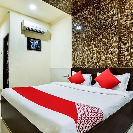 Hotel O Aryan Khāmgaon Exterior photo