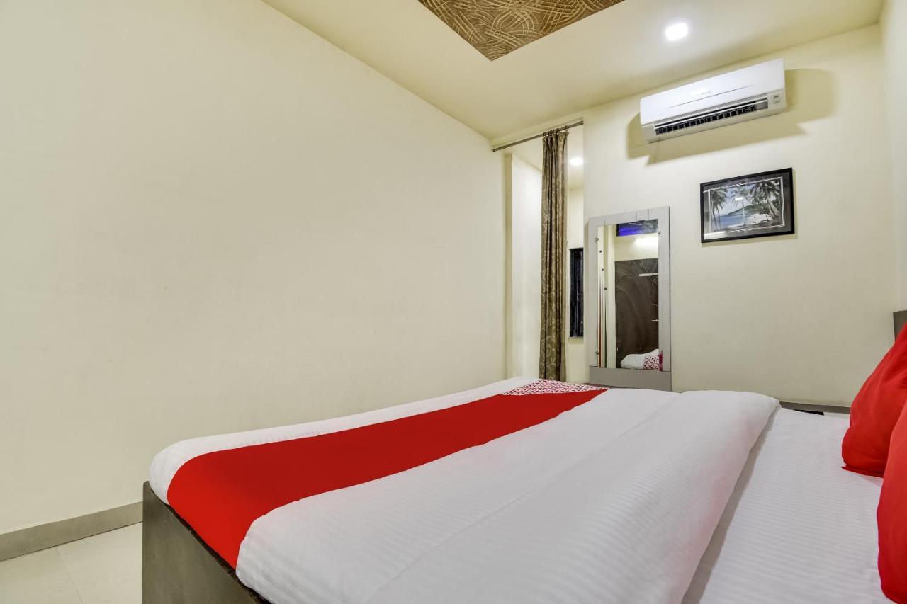 Hotel O Aryan Khāmgaon Exterior photo
