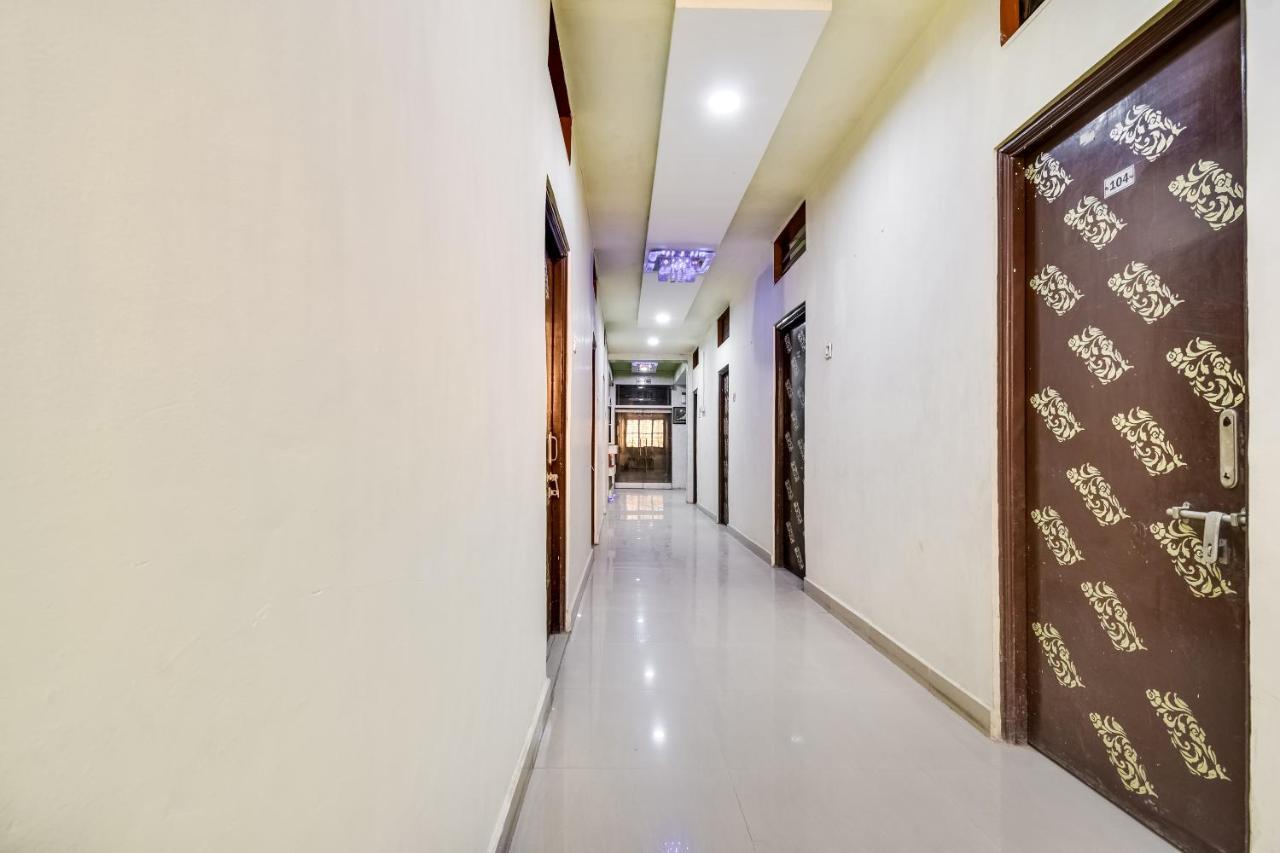 Hotel O Aryan Khāmgaon Exterior photo