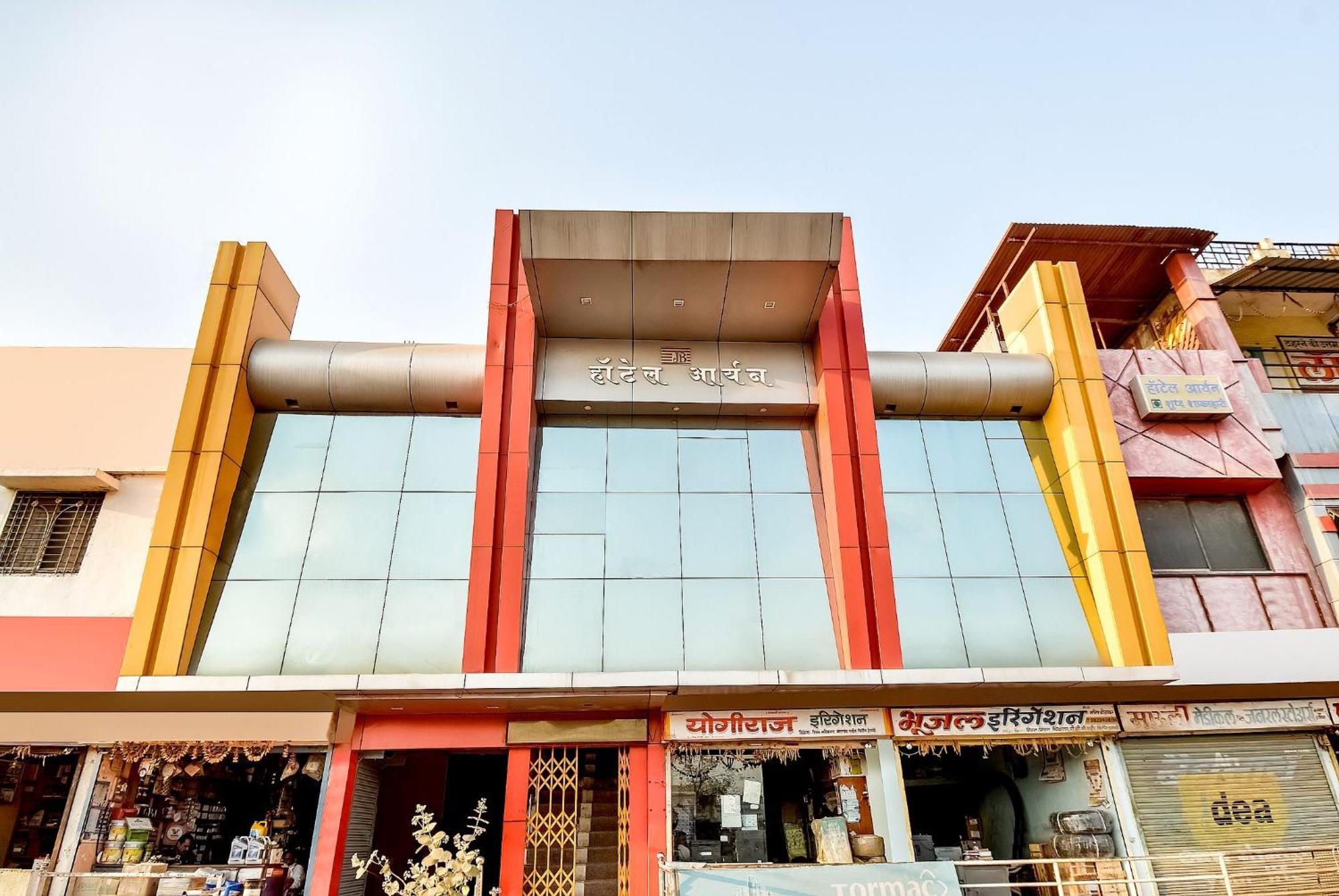 Hotel O Aryan Khāmgaon Exterior photo